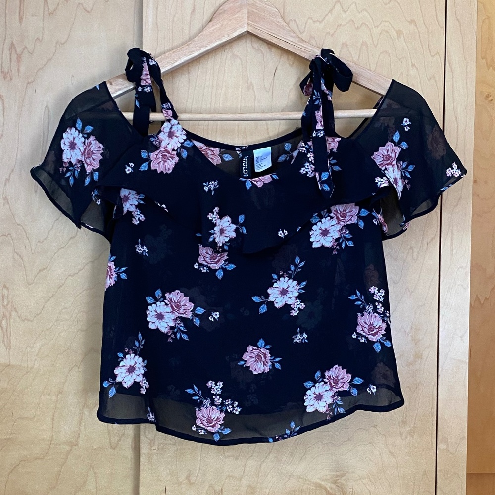 H & M Blouse